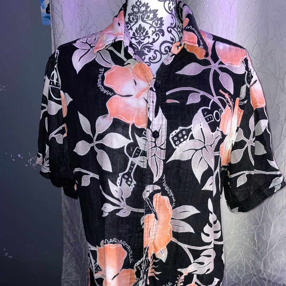 Black Hawaiian bottom down